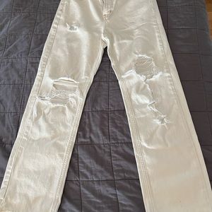 BDG Urban Outfitters Distressed Light Wash Jeans, size 28